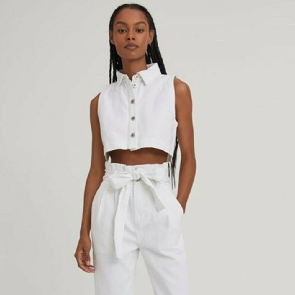 Something Navy Sleeveless Cropped Denim Top